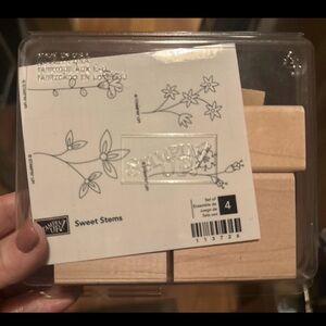 Stampin' Up! Sweet Stems Floral Stamp Set -
Unmounted, NIB
